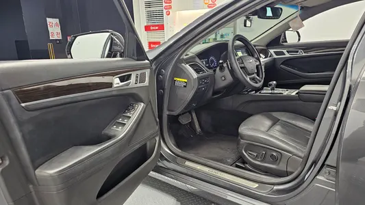 Genesis G80 3.3 GDI 2017 10
