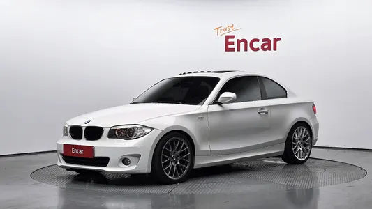 BMW 1 Series (E82) 120d 2011