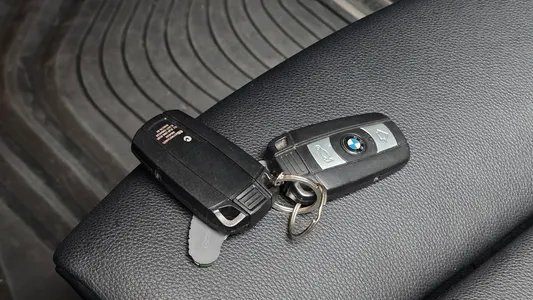 BMW 1 Series (E82) 120d 2011 17