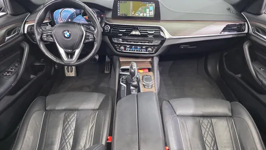 BMW 5 Series (G30) 530i M 2018 7