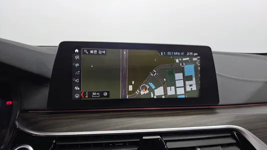 BMW 5 Series (G30) 530i M 2018 14