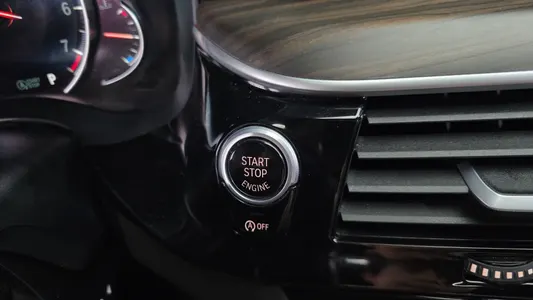 BMW 5 Series (G30) 530i M 2018 27