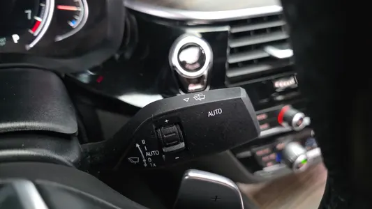BMW 5 Series (G30) 530i M 2018 28