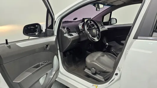 Chevrolet Spark LPG LT 2014 10