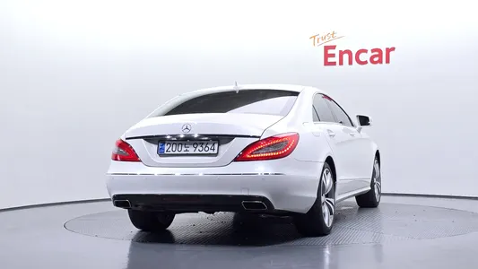 Mercedes-Benz CLS-Class W218 CLS350 2012 4