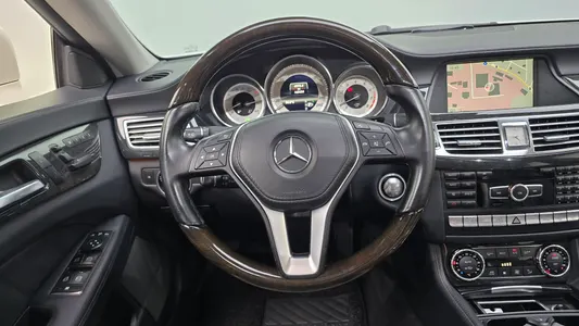 Mercedes-Benz CLS-Class W218 CLS350 2012 13
