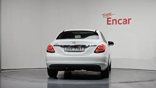 Mercedes-Benz C-Class W205 C200 2018 4