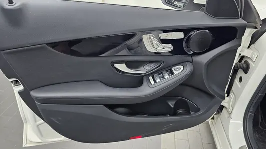 Mercedes-Benz C-Class W205 C200 2018 24