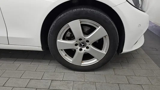 Mercedes-Benz C-Class W205 C200 2018 21