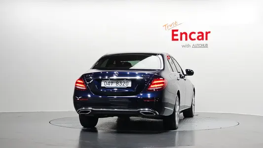 Mercedes-Benz E-Class W213 E300 4MATIC 2019 4