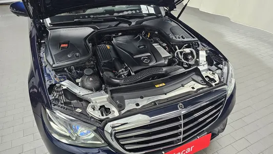 Mercedes-Benz E-Class W213 E300 4MATIC 2019 6