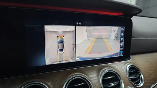 Mercedes-Benz E-Class W213 E300 4MATIC 2019 14