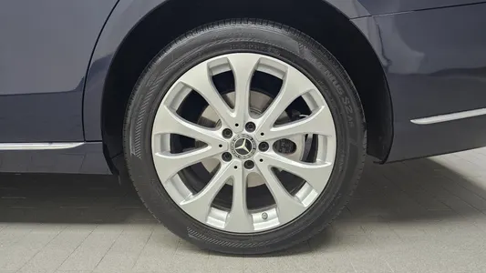 Mercedes-Benz E-Class W213 E300 4MATIC 2019 21
