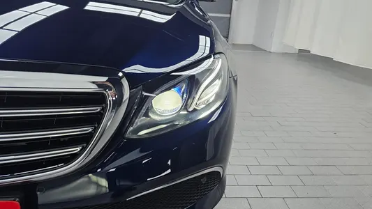 Mercedes-Benz E-Class W213 E300 4MATIC 2019 22
