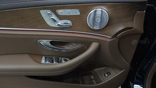 Mercedes-Benz E-Class W213 E300 4MATIC 2019 28