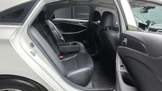 Hyundai 쏘나타 하이브리드 2.0 2013 16