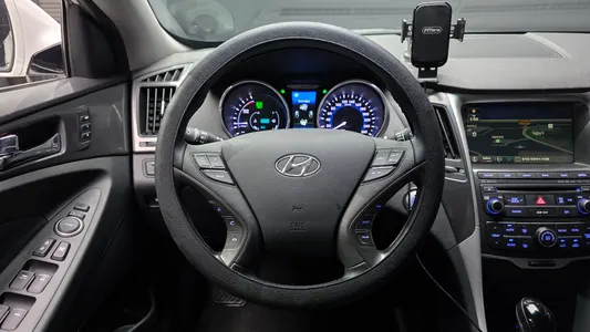 Hyundai 쏘나타 하이브리드 2.0 2013 17