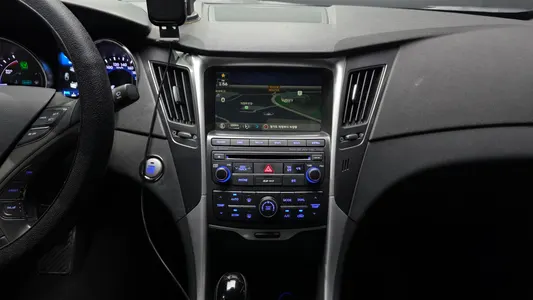 Hyundai 쏘나타 하이브리드 2.0 2013 18