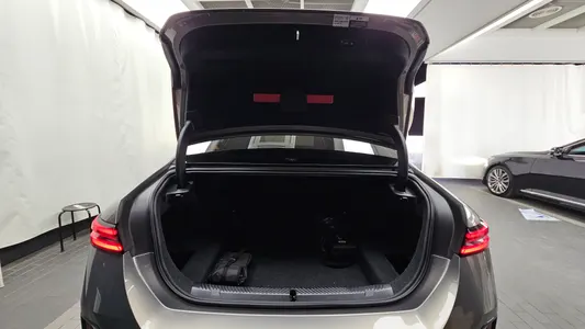 BMW 5 Series (G60) 520i 2025 20