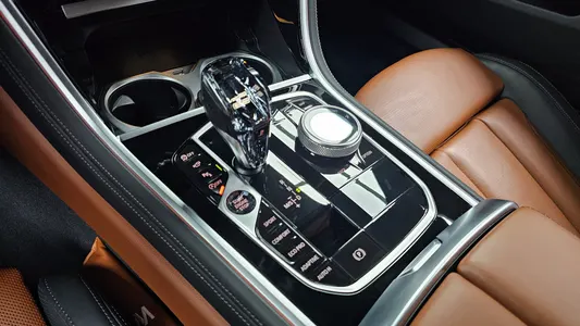 BMW 8 Series (G15) M850i xDrive 2024 9