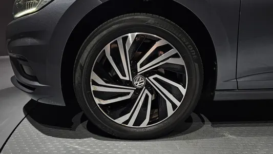 Volkswagen 7 1.4 TSI 2021 5