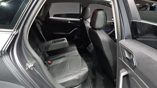 Volkswagen 7 1.4 TSI 2021 12
