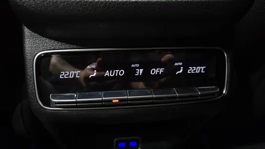 Mercedes-Benz GLE-Class W167 GLE300d 4MATIC 2024 33