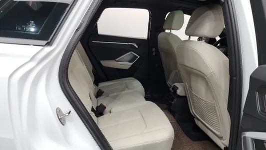Audi Q3 (F3) 40 TFSI 2025 11