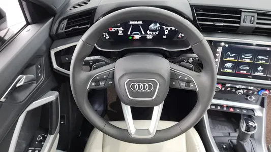 Audi Q3 (F3) 40 TFSI 2025 13