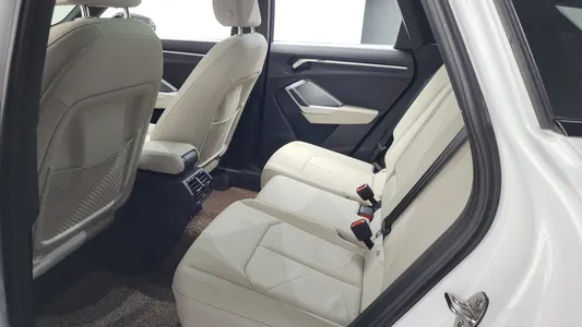 Audi Q3 (F3) 40 TFSI 2025 18