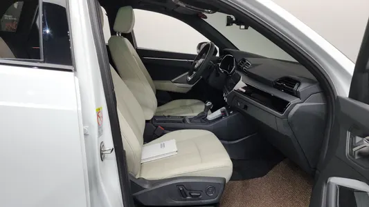 Audi Q3 (F3) 40 TFSI 2025 26