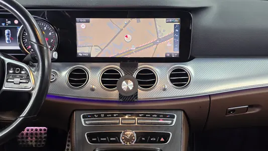 Mercedes-Benz E-Class W213 E250 2019 14