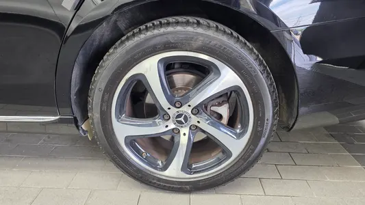 Mercedes-Benz E-Class W213 E250 2019 21