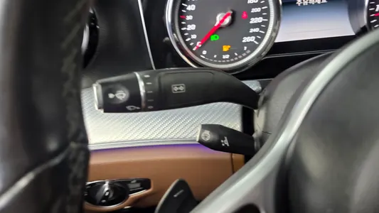 Mercedes-Benz E-Class W213 E250 2019 29