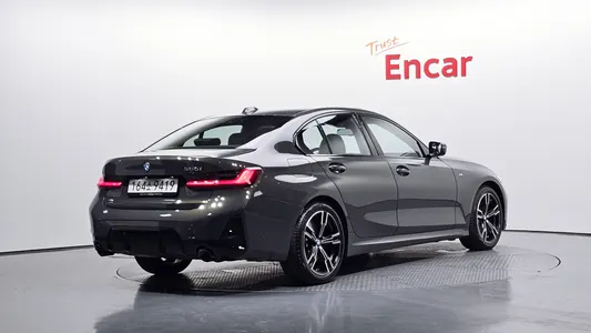 BMW 3 Series (G20) 320i M 2025