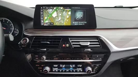 BMW 6 Series GT (G32) 640i xDrive 2018 12