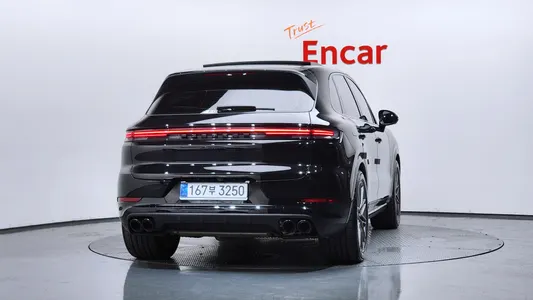 Porsche (PO536) 3.0 2024 4