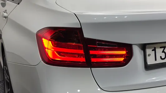 BMW 3 Series (F30) 320d M 2015 23