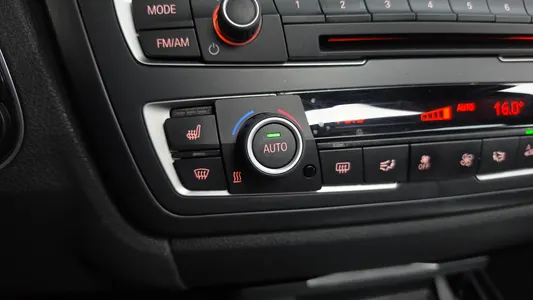 BMW 3 Series (F30) 320d M 2015 28