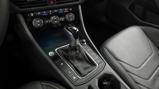Volkswagen 7 1.5 TSI 2023 9