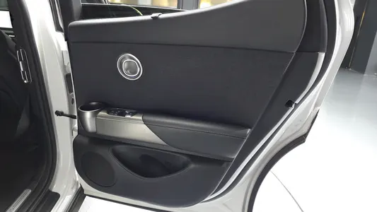 Genesis GV60 AWD 2022 25