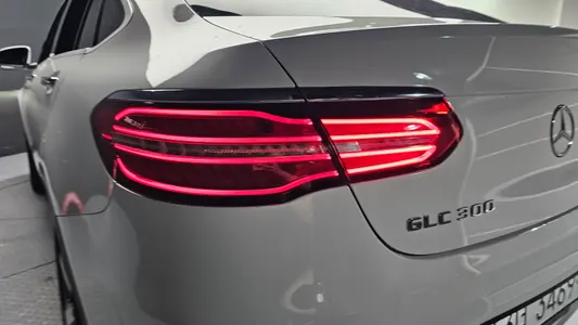 Mercedes-Benz GLC-Class X253 GLC300 4MATIC 2019 23