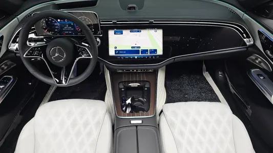 Mercedes-Benz E-Class W214 E450 4MATIC 2025 7