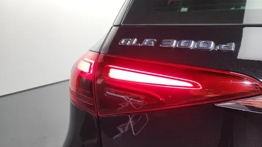 Mercedes-Benz GLE-Class W167 GLE300d 4MATIC 2024 23