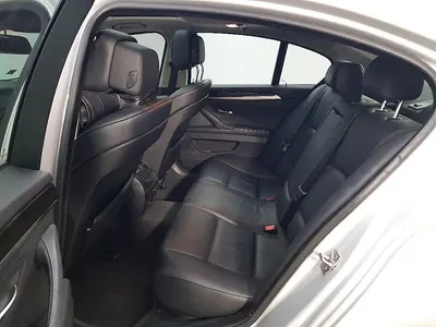 BMW 5 Series (F10) 520d 2011 9