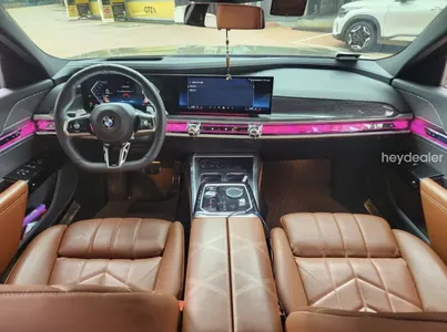 BMW 7 Series (G70) 740i xDrive M 2024 7
