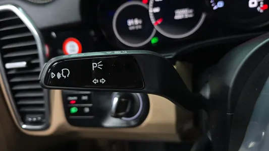 Porsche (PO536) 3.0 2020 33