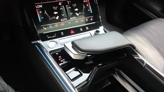 Audi e- 55 2020 9