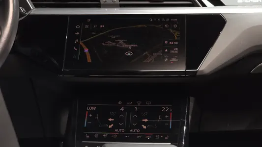 Audi e- 55 2020 18