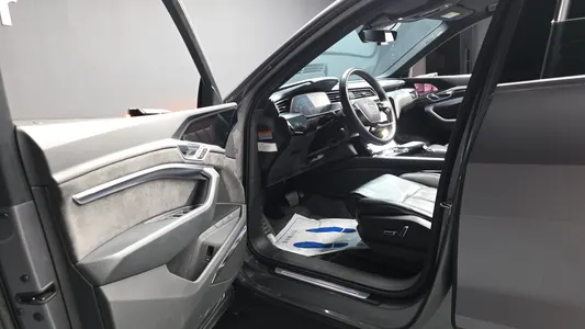 Audi e- 55 2020 10